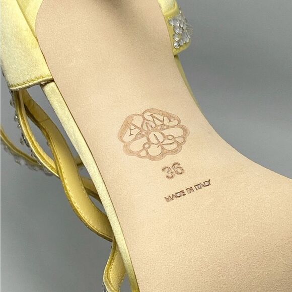 Alexander McQueen Crystal Satin Ankle-Cuff Cocktail Sandals size 36 - Picture 14 of 14